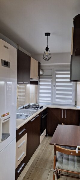 Berceni, Lamotesti, renovat, mobilat/utilat complet, 2AC, 2TV, parcare ADP